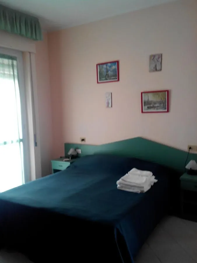 Hotel Villa Tempo D'Estate Loano 2*,